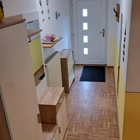 Poelzlbauer Apartman Neuwald