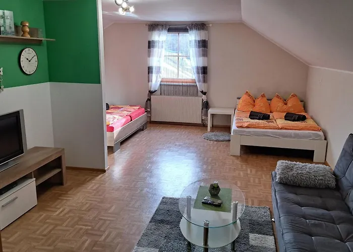 Poelzlbauer Apartman